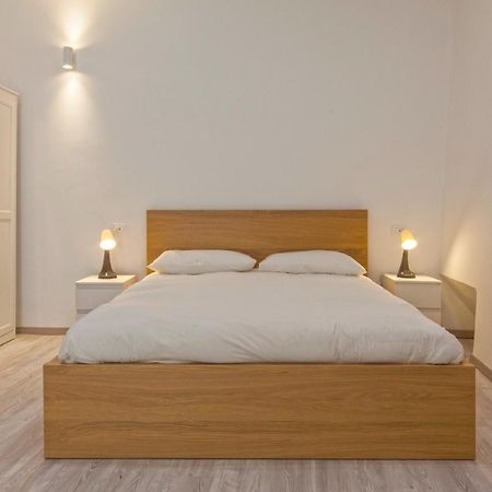 Apartament Internouno Al Duomo Syrakuzy Zewnętrze zdjęcie