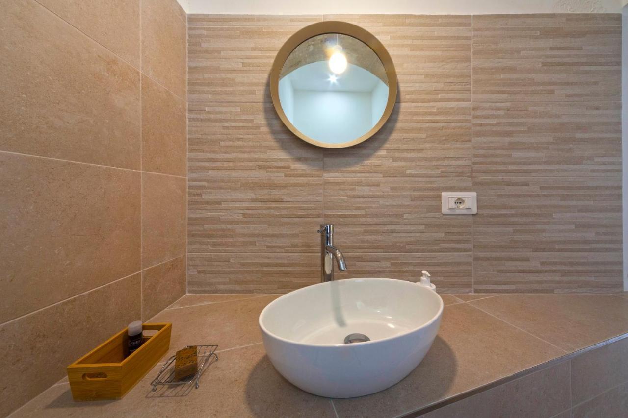 Apartament Internouno Al Duomo Syrakuzy Zewnętrze zdjęcie